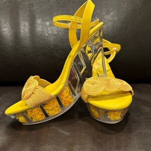 Ankle-Strap Yellow Heels with Braided Rosette Detail